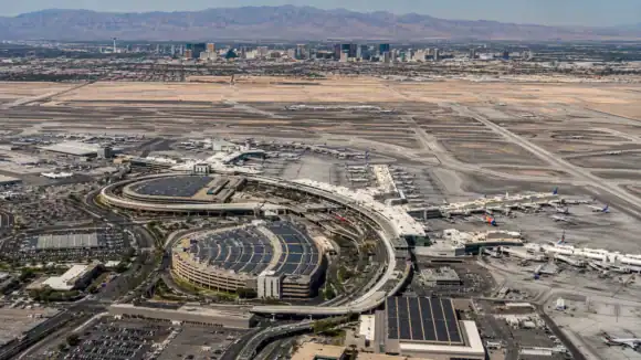Las Vegas Airport Statistics 2026: 38 Facts on Passengers, Airlines & Traffic
