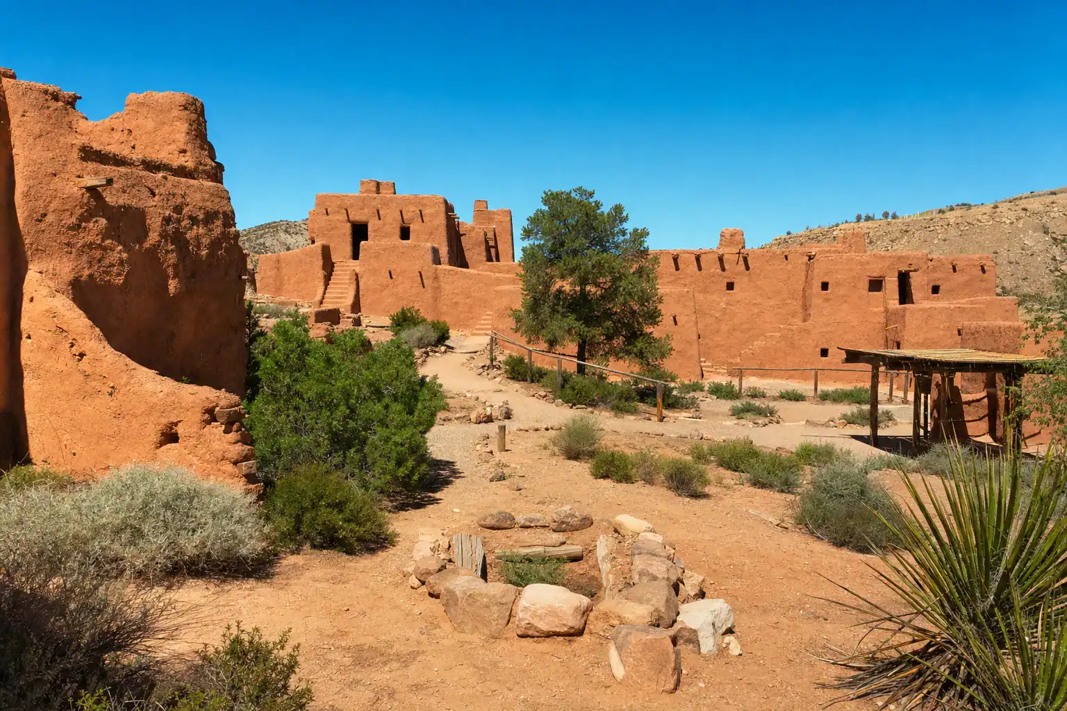 Lost City Museum Overton Nevada Reconstructed Puebloan Pueblo Adobe Dwellings Moapa Valley – Personal Sedan Services Reconstructed adobe Ancestral Puebloan pueblo dwellings at the Lost City Museum in Overton Nevada in Moapa Valley